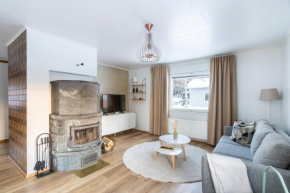 Rovaniemi, cozy villa for 10 with sauna